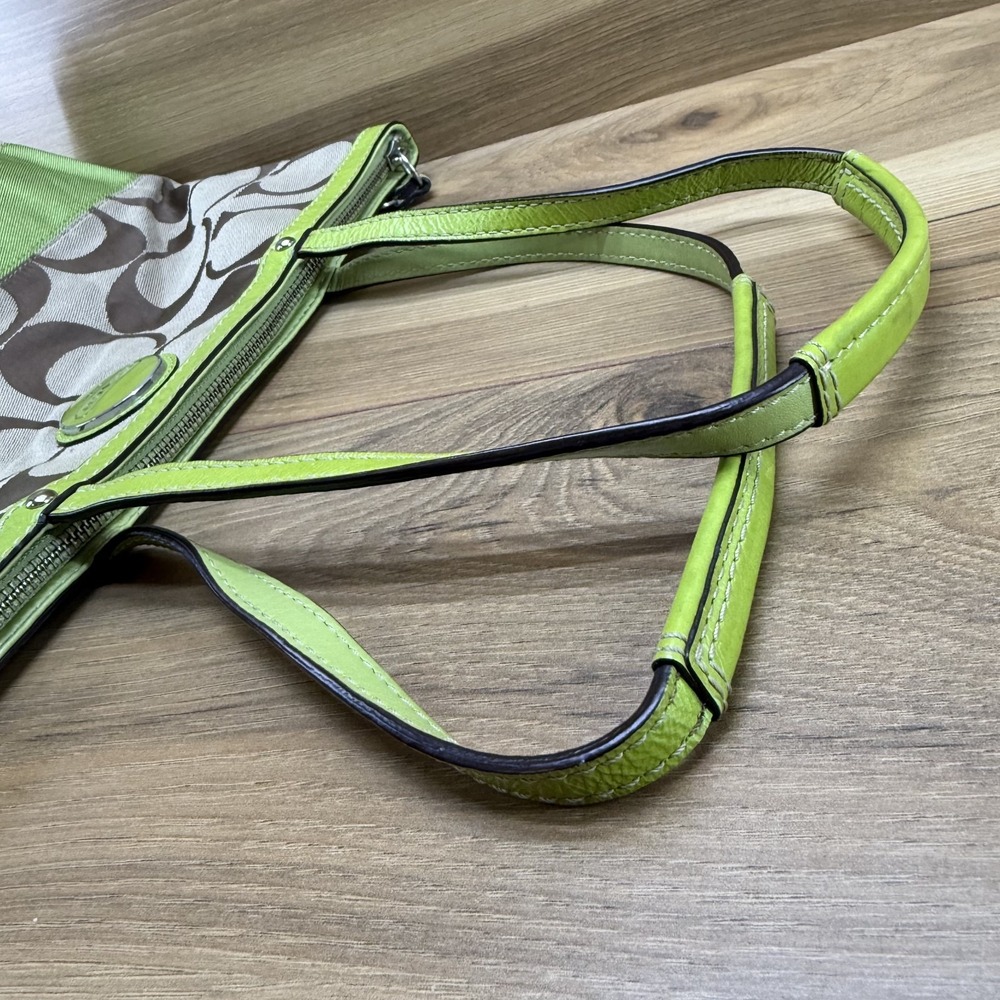 Coach Y2K Signature Stripe Kiwi Tote Zip Toe Bag - Picture 12 of 15